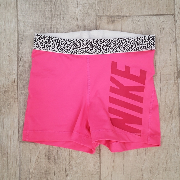 Nike Pants - Nike dryfit biker shorts/ work out shorts